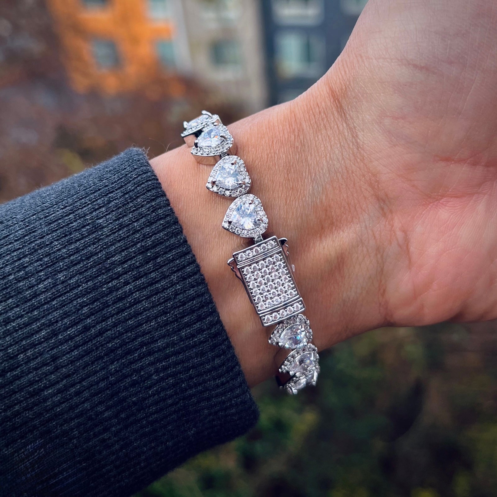 Clustered Heart Tennis Bracelet 10mm