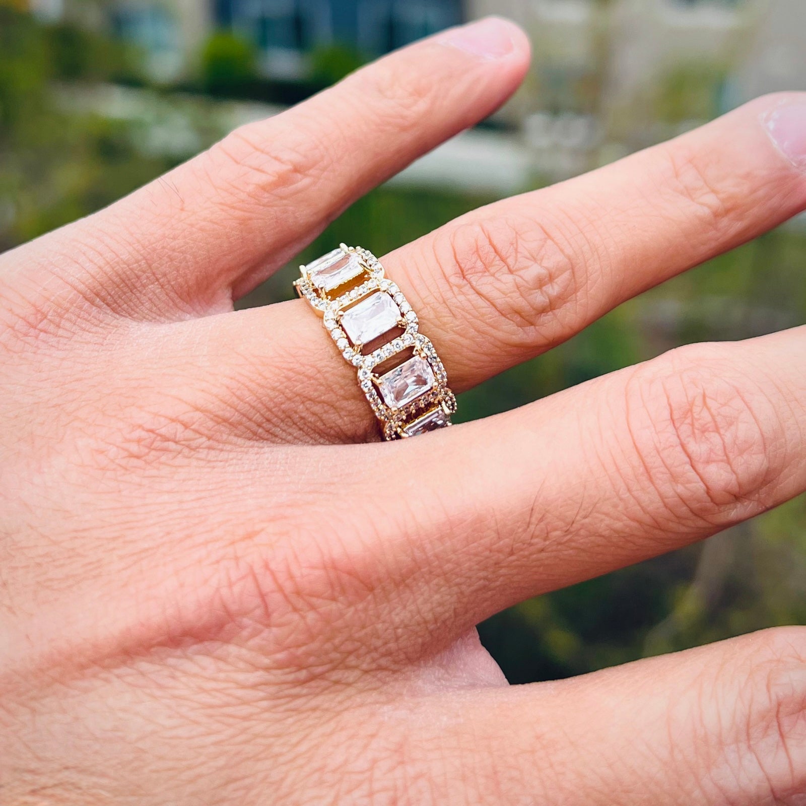 Clustered Diamond Ring