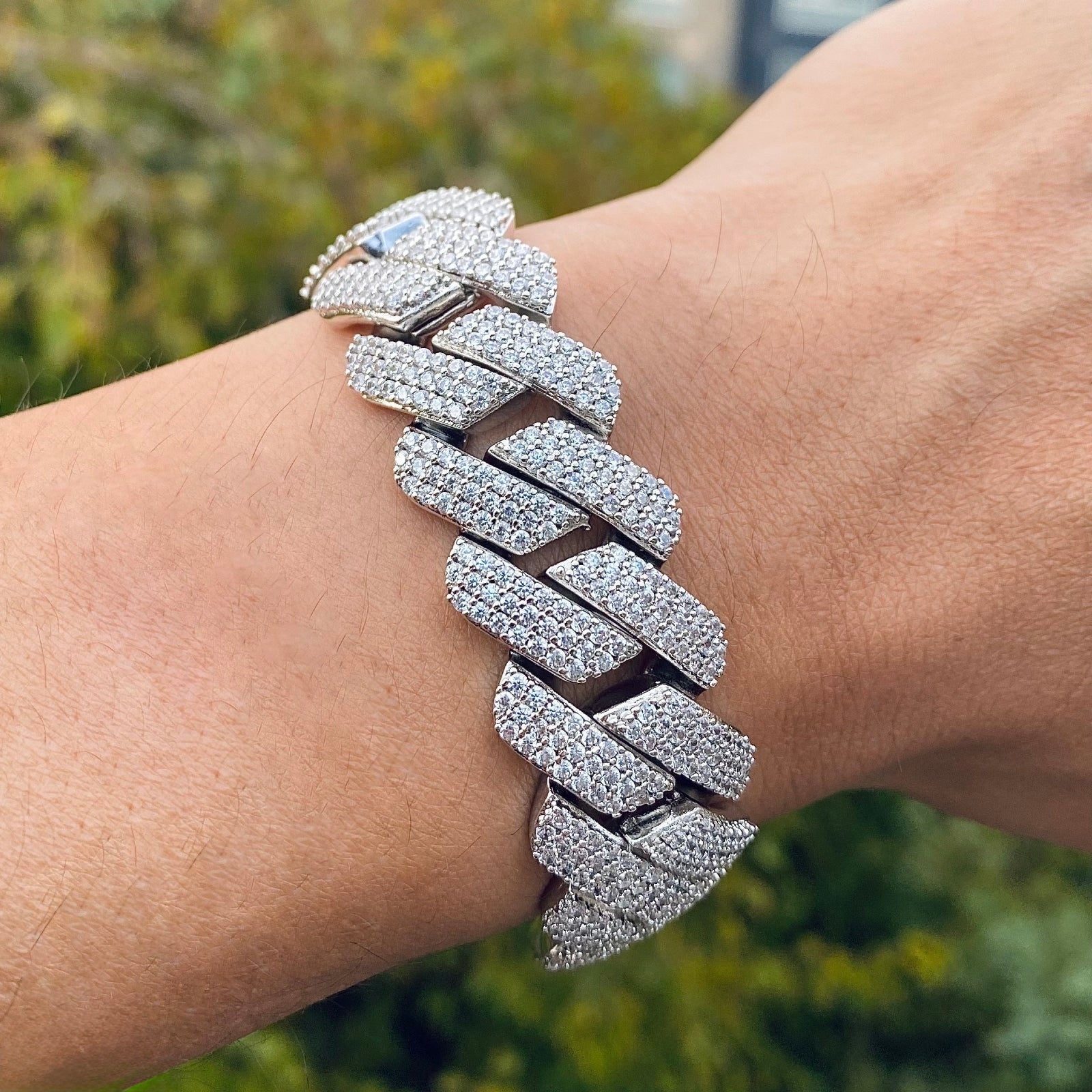 Diamond Prong Chain Set 19mm