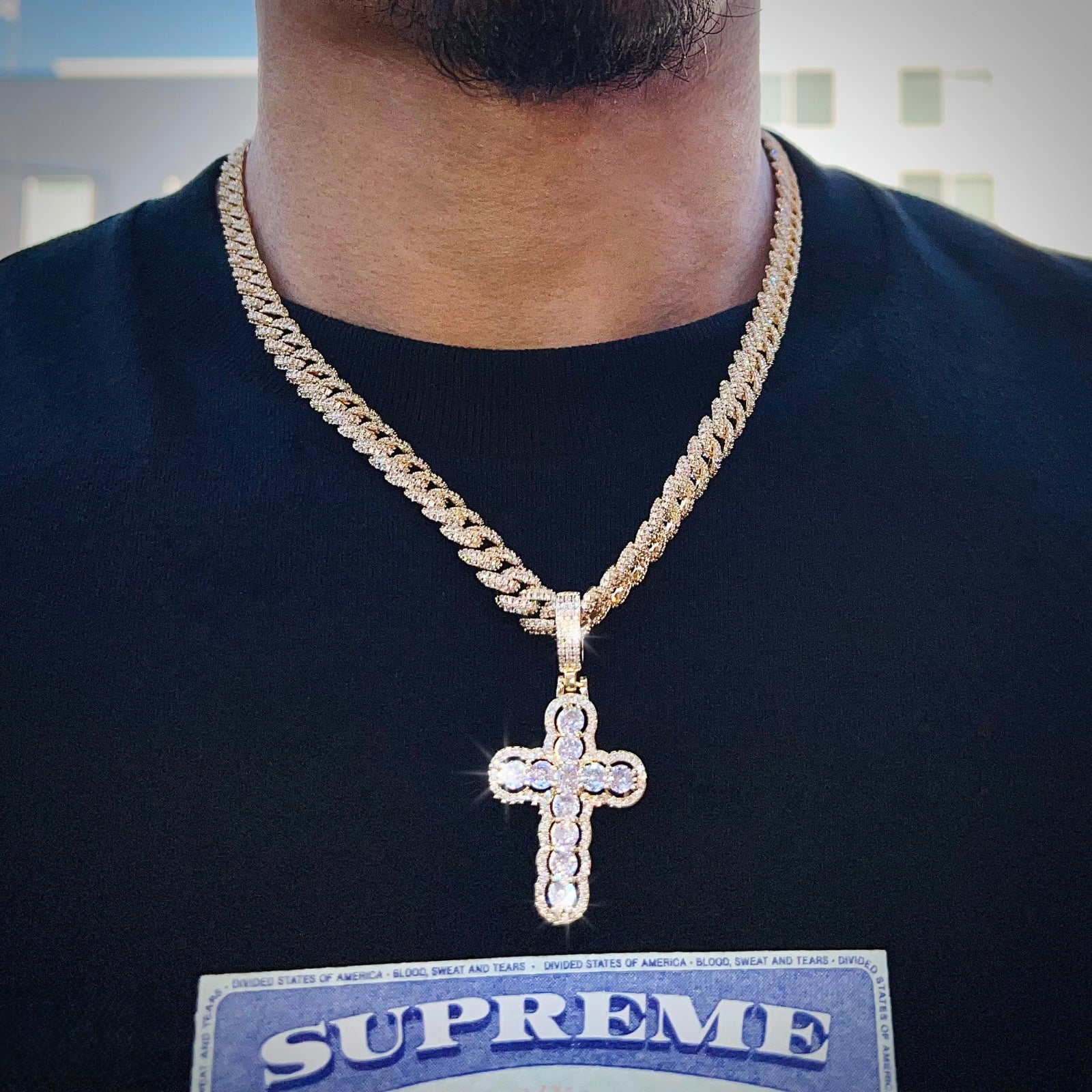 Round Cross Diamond Gold Pendant