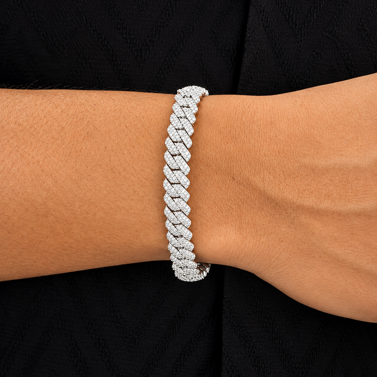 Diamond Prongs Bracelet 8mm