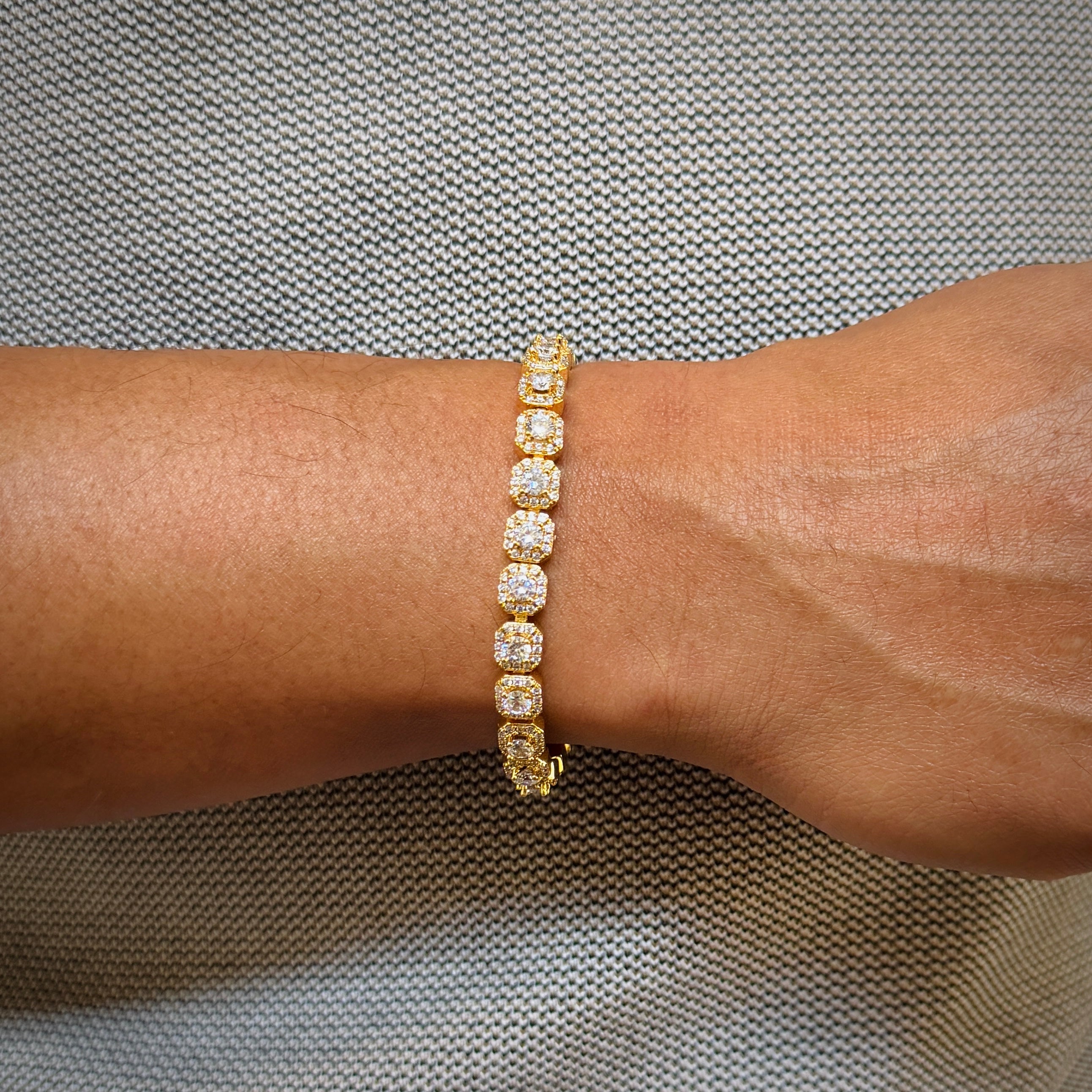 Micro Clustered Tennis Bracelet 7mm