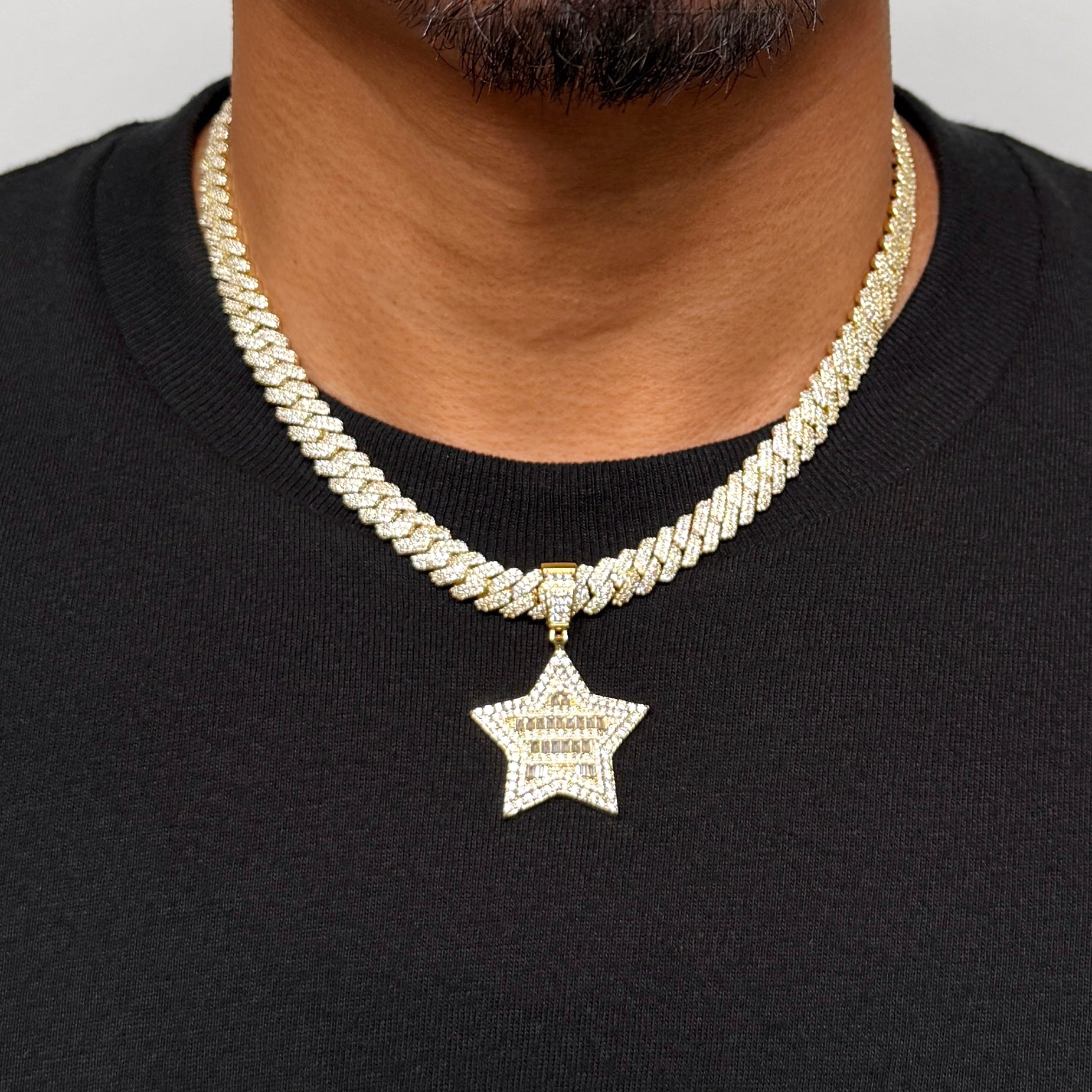 Star Diamond Gold Pendant